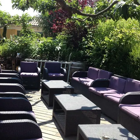Bed & Breakfast Domaine Du Mont Monnet - D'hotes & Longes