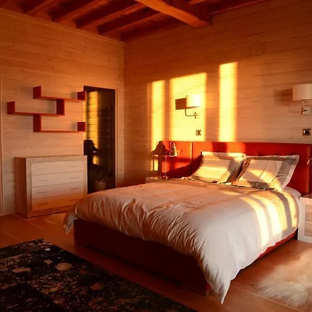 Domaine Du Mont Monnet - D'hotes & Bed and breakfast Longes