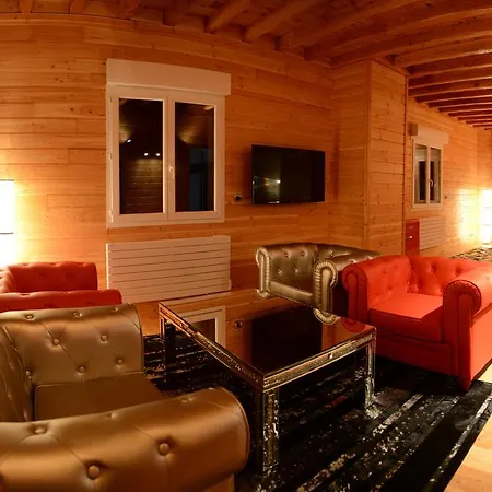 Domaine Du Mont Monnet Bed & Breakfast Longes