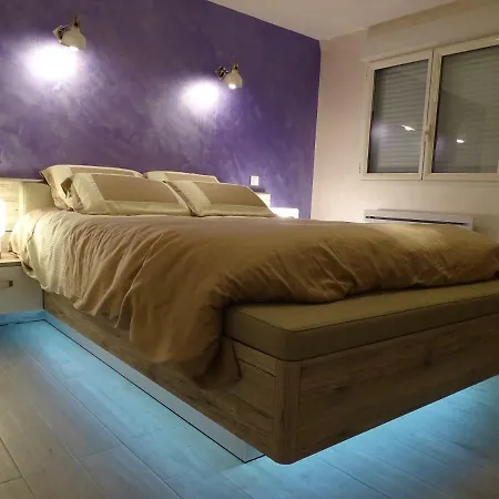 Bed and Breakfast Domaine Du Mont Monnet - D'hotes &